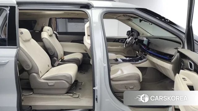 Kia The New Carnival 4th Generation 2024 Серый из Кореи, фото 2