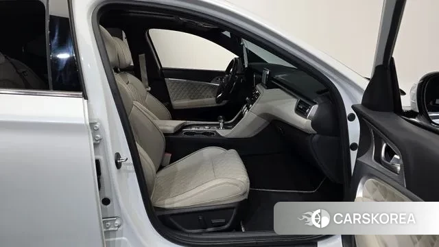 Genesis The New G70 2022 Белый из Кореи, фото 2