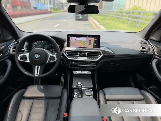 BMW X3 (import) 2023 Серебристо-серый из Китая, фото 2