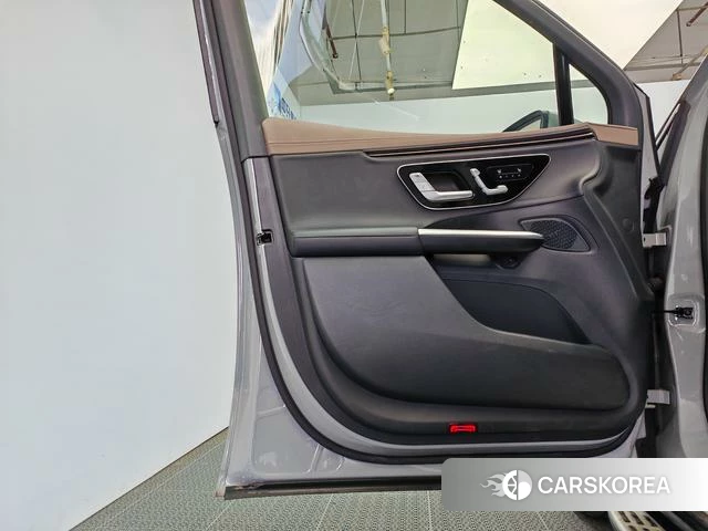 Mercedes-Benz EQE SUV 2023 Темно-серый из Китая, фото 2