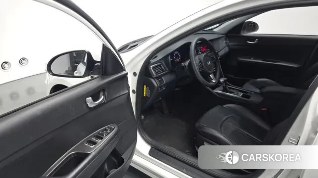 Kia K5 second generation 2018 Белый из Кореи, фото 2