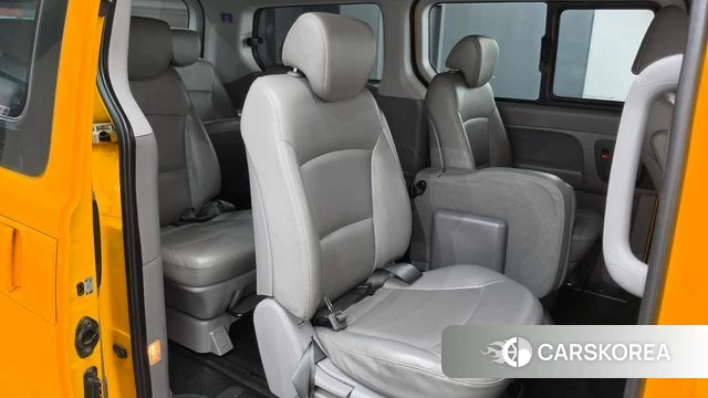 Hyundai The New Grand Starex 2018 Желтый из Кореи, фото 2
