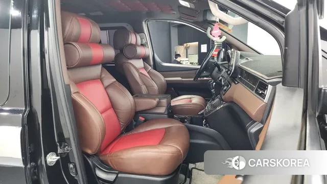 Hyundai The New Grand Starex 2019 Черный из Кореи, фото 2