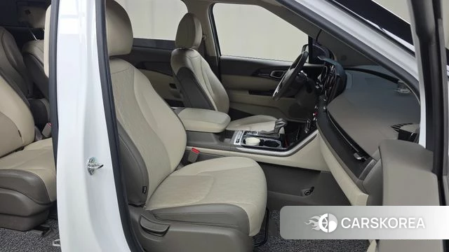 Kia Carnival 4th generation 2023 Белый из Кореи, фото 2