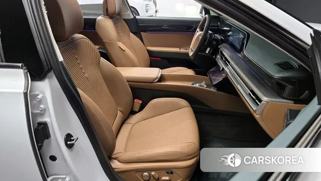 Hyundai Grandeur Hybrid (GN7) 2023 Белый из Кореи, фото 2