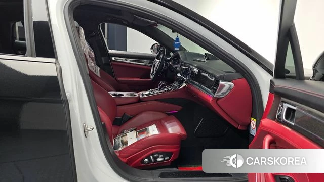 Porsche Panamera (971) 2020 Черный из Кореи, фото 2