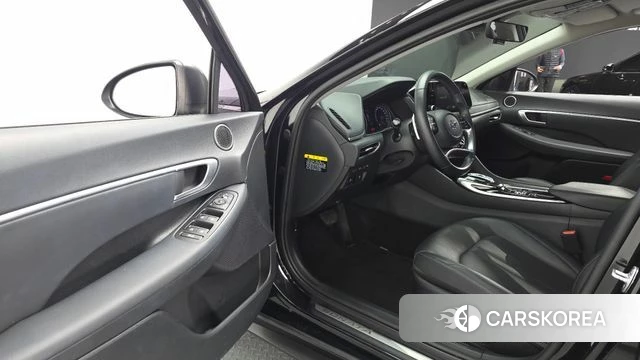 Hyundai Sonata (DN8) 2019 Черный из Кореи, фото 2