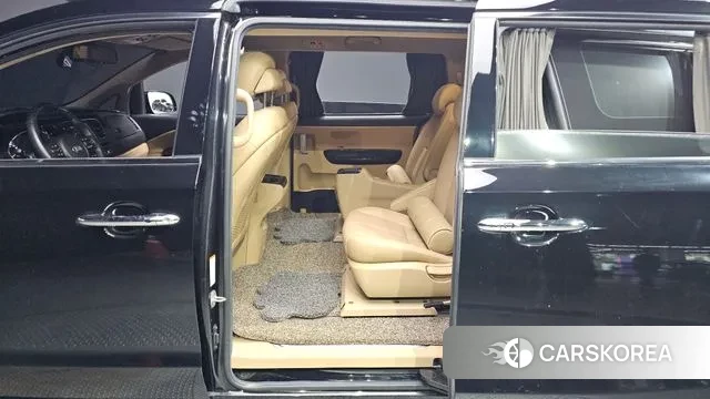 Kia The New Carnival 2019 Черный из Кореи, фото 2