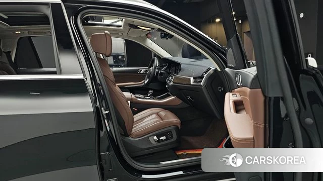 BMW X5 (G05) 2021 Черный из Кореи, фото 2