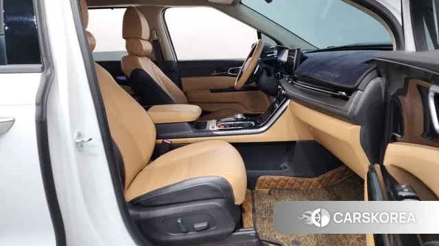 Kia Carnival 4th generation 2022 Белый из Кореи, фото 2