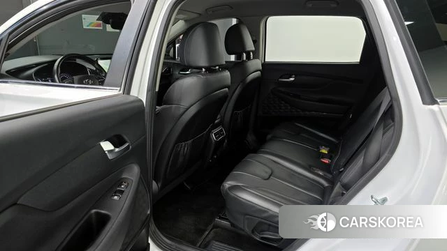 Hyundai The New Santa Fe 2022 Белый из Кореи, фото 2