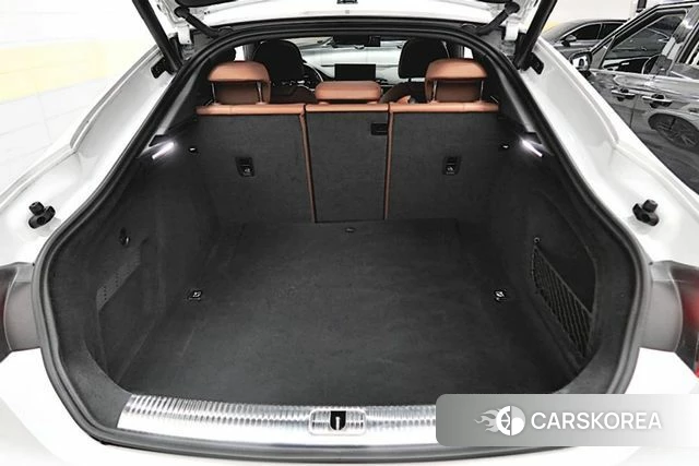 Audi A5 (F5) 2021 Белый из Кореи, фото 2