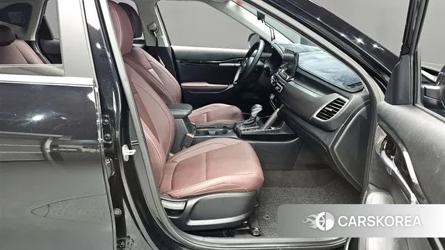 Kia Seltos 2021 Черный из Кореи, фото 2