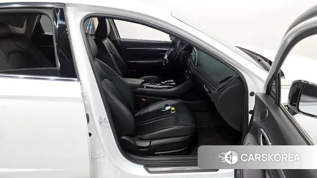 Hyundai Sonata (DN8) 2022 Белый из Кореи, фото 2