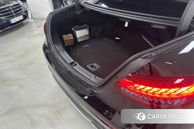 Mercedes-Benz E-Class W213 2022 Черный из Кореи, фото 2