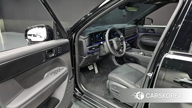 Hyundai Santa Fe (MX5) 2024 Черный из Кореи, фото 2