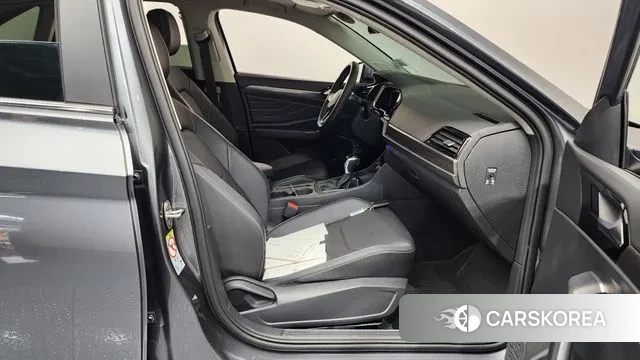 Volkswagen 7th Generation of Jetta 2022 Серый из Кореи, фото 2