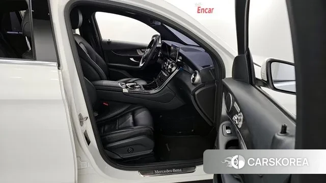 Mercedes-Benz GLC-Class X253 2019 Белый из Кореи, фото 2