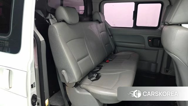 Hyundai The New Grand Starex 2018 Серебристо-серый из Кореи, фото 2