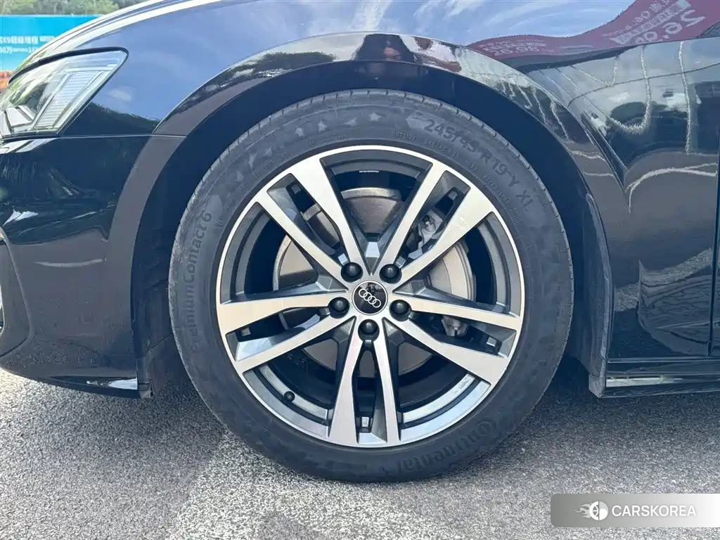 Audi A6 (imported) 2024 Черный из Китая, фото 2