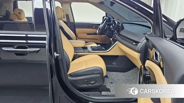 Kia Carnival 4th generation 2022 Черный из Кореи, фото 2