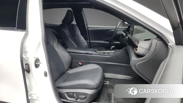 Toyota Crown Crossover 2023 Белый из Кореи, фото 2