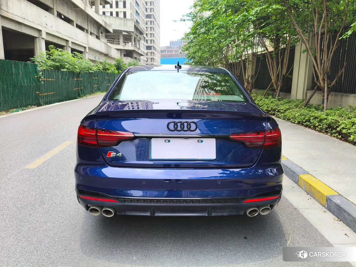 Audi S4 2020 Синий из Китая, фото 2