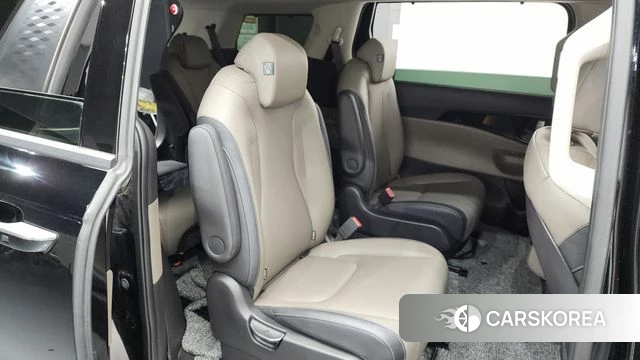 Kia The New Carnival 4th Generation 2024 Черный из Кореи, фото 2