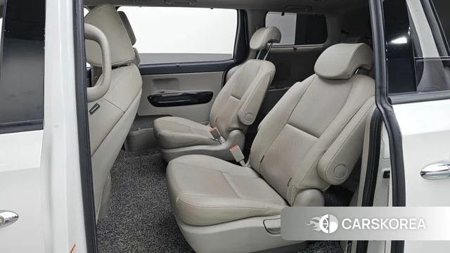 Kia The New Carnival 2018 Белый из Кореи, фото 2