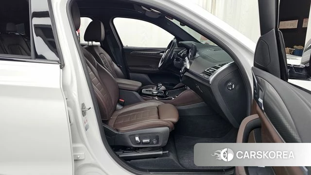 BMW X4 (G02) 2023 Белый из Кореи, фото 2