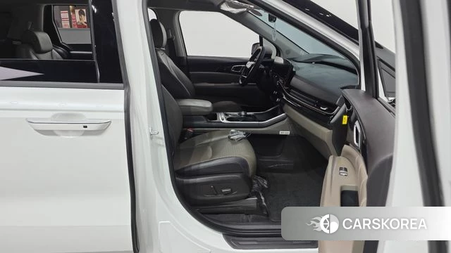 Kia The New Carnival 4th Generation 2026 Белый из Кореи, фото 2