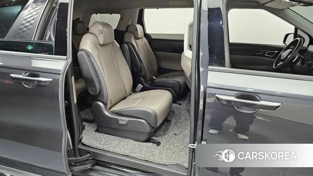 Kia The New Carnival 4th Generation 2024 Черный из Кореи, фото 2