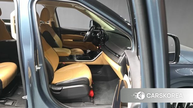 Kia Carnival 4th generation 2022 Серый из Кореи, фото 2