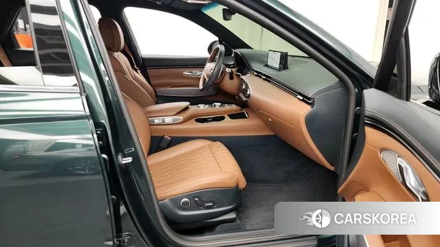 Genesis GV70 2021 Зеленый из Кореи, фото 2