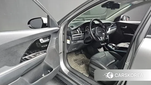 Kia Niro EV 2021 Серебряный из Кореи, фото 2