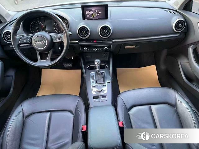 Audi A3 2019 Белый из Китая, фото 2