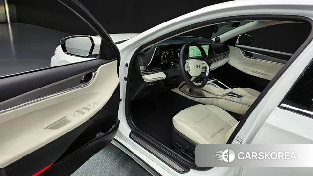 Hyundai The New Grandeur IG Hybrid 2021 Белый из Кореи, фото 2