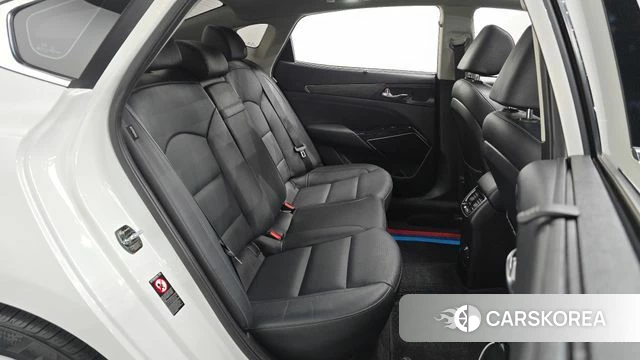 Kia K7 Premier Hybrid 2019 Белый из Кореи, фото 2