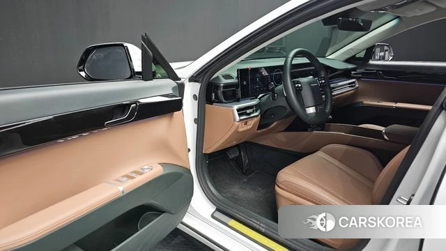 Hyundai Grandeur Hybrid (GN7) 2024 Белый из Кореи, фото 2