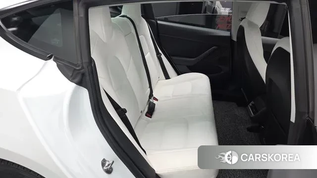 Tesla Model 3 2022 Белый из Кореи, фото 2