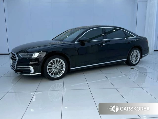 Audi A8 2021 Черный из Китая, фото 2