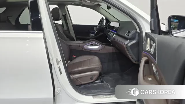 Mercedes-Benz GLE-Class W167 2023 Белый из Кореи, фото 2