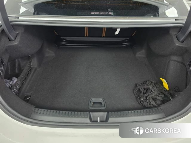 Mercedes-Benz E-Class W214 2025 Белый из Кореи, фото 2