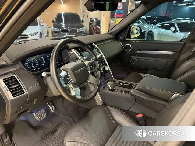 Land Rover Discovery 5 2021 Черный из Кореи, фото 2