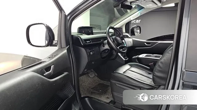 Hyundai Staria 2022 Серый из Кореи, фото 2