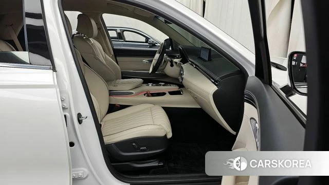 Genesis GV70 2022 Белый из Кореи, фото 2