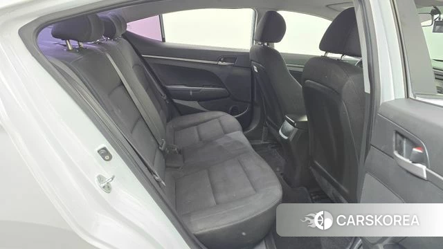 Hyundai Avante AD 2018 Белый из Кореи, фото 2