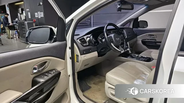 Kia The New Carnival 2018 Белый из Кореи, фото 2