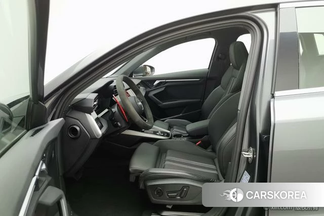 Audi A3 2024 Темно-серый из Китая, фото 2