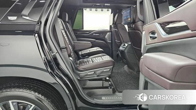 Cadillac Escalade 5th Generation 2023 Черный из Кореи, фото 2